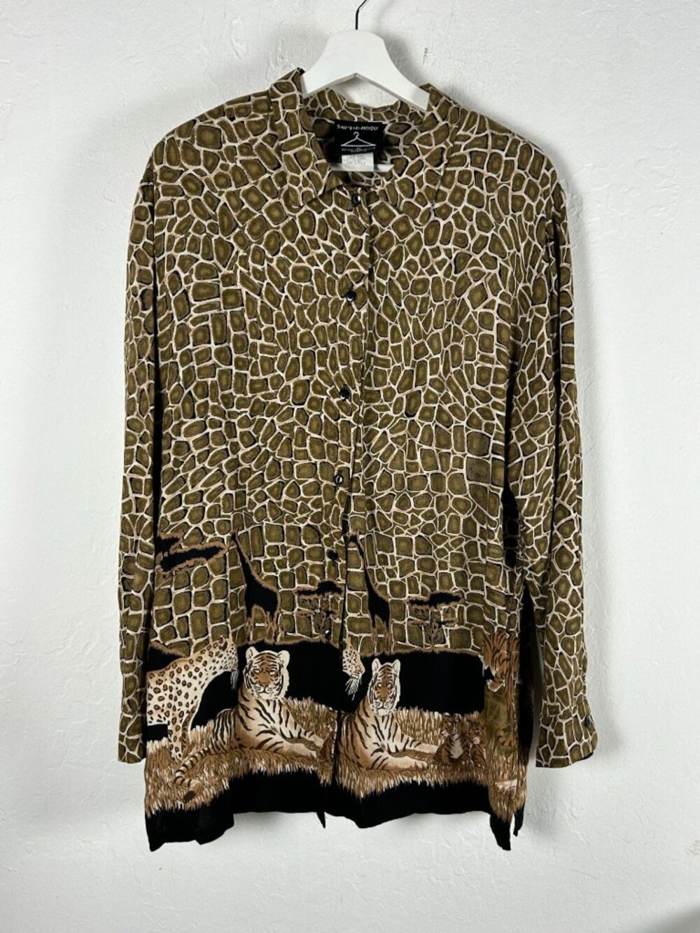 Shopping With Anthony Womens Giraffe Safari Border Button-Down Blouse Top Large